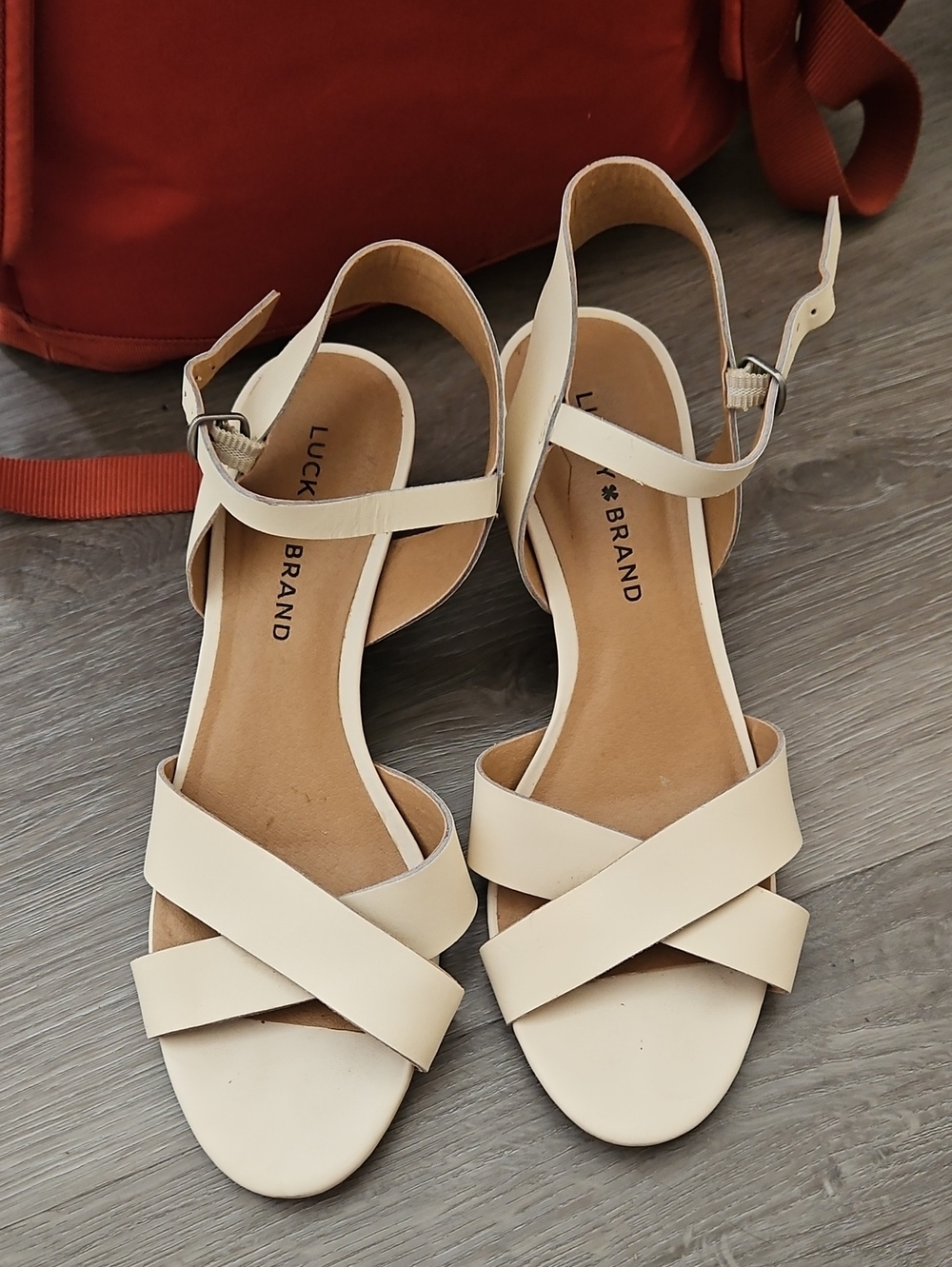 Lucky Brand Women's Cream Cross-Strap Ankle Sandals